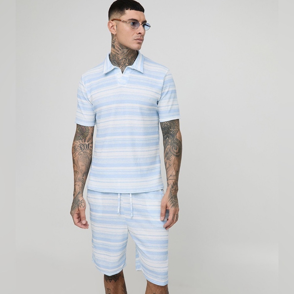 BoohooMAN Tall Slim Revere Abstract Textured Polo Short Set light blue-S